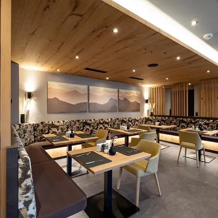 Andrea Hotel 4*