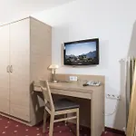 Andrea Hotel